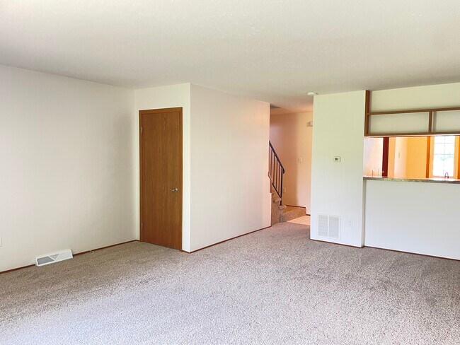 Foto del edificio - 5049 Catawba Dr