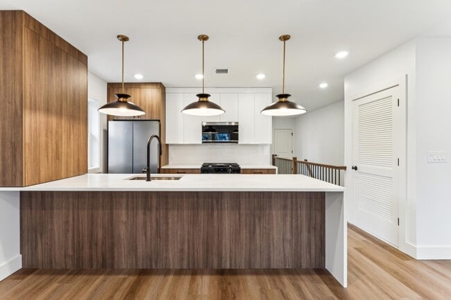 Photo - 84 Hollywood Ave Apartment