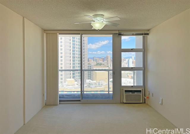 Building Photo - 1315 Kalakaua Ave