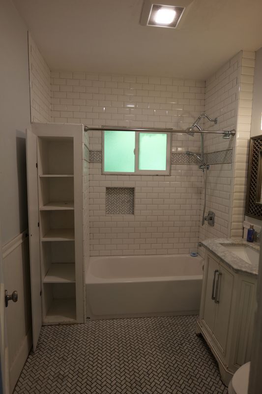 Foto del edificio - 115 E Jefferson