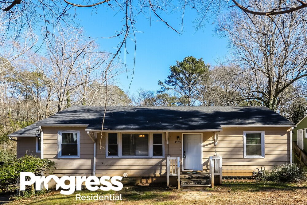 Primary Photo - 1440 Kenilworth Dr SW