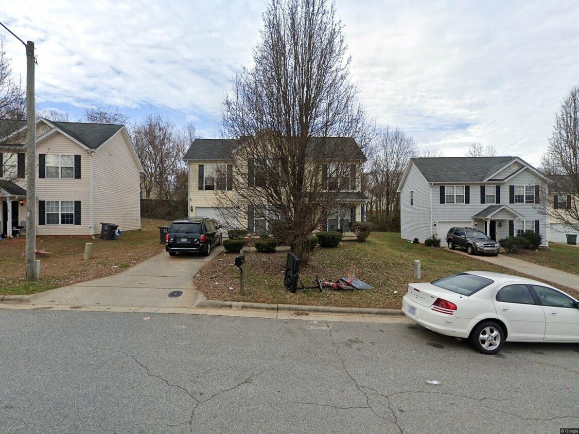 Primary Photo - 3705 Roseheim Ct