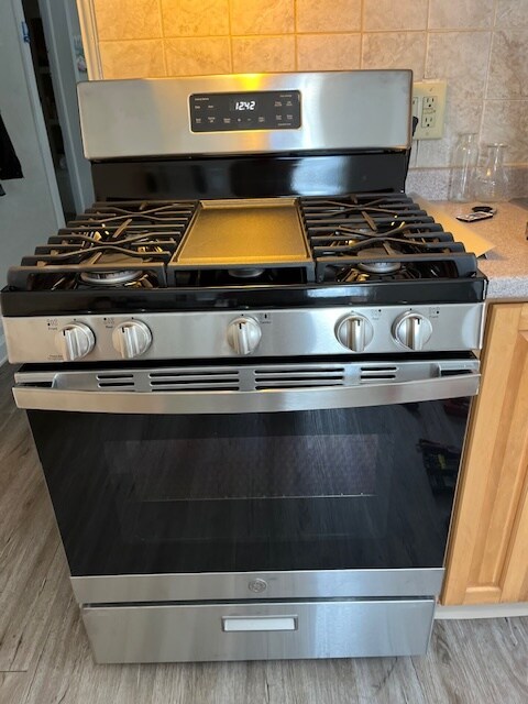 This stove was just added - 1057 Co Rd 521