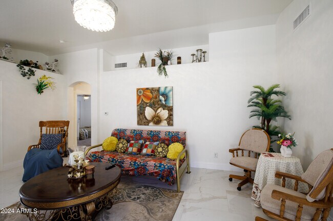 Foto del edificio - 16625 S 46th Pl