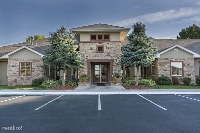Foto principal - 16950 Carlson Dr