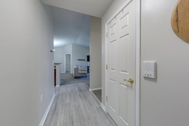 Building Photo - 6501 Matalin Pl