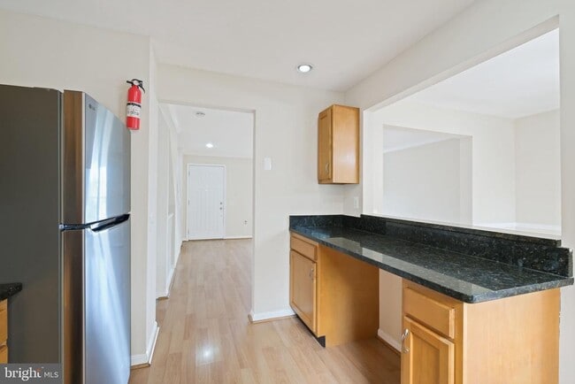 Foto del edificio - 1808 Hammond Ct