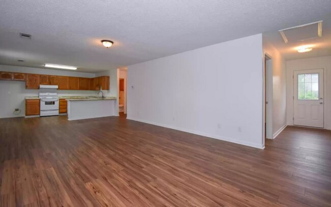 Foto del edificio - 3359 Hillabee Rd