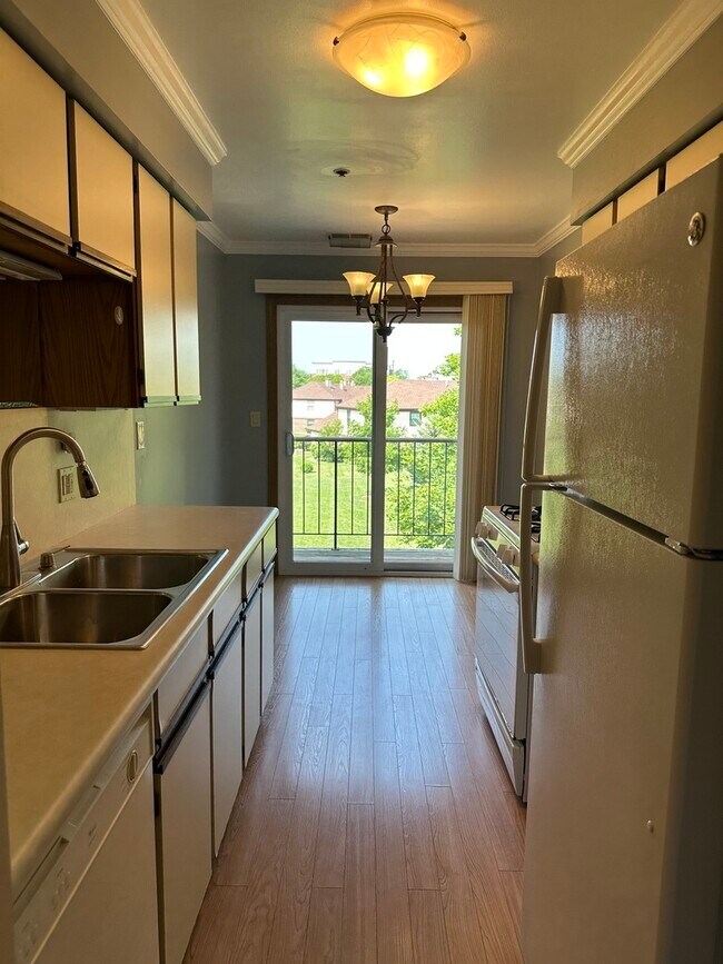 Foto del edificio - 641 Hapsfield Ln