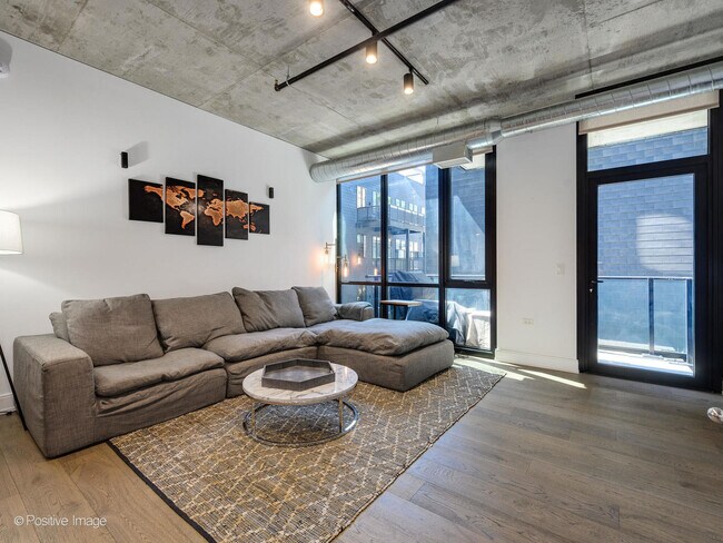 Foto del edificio - 111 S Peoria St