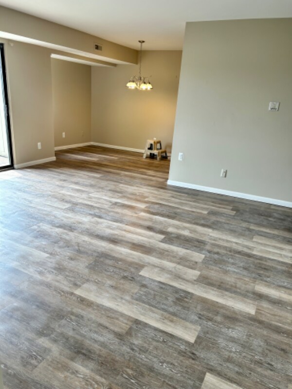 Foto del edificio - 30515 W 14 Mile Rd