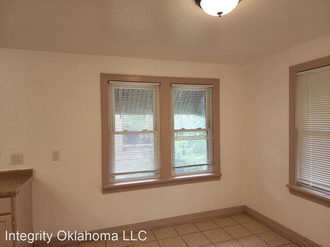 Foto del edificio - 3 br, 1 bath House - 800 SW 28th ST.
