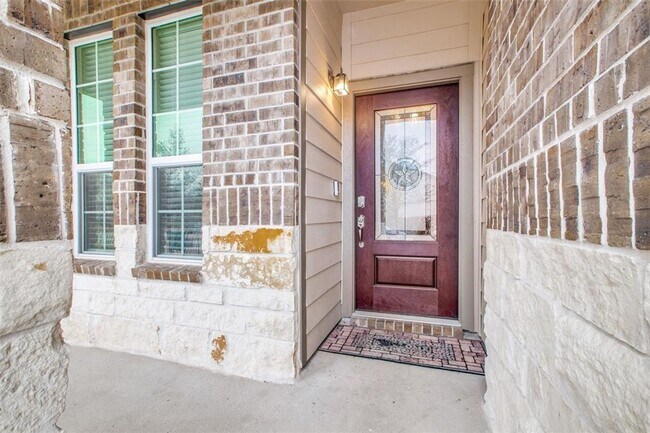 Building Photo - Looking for your first home or your foreve...