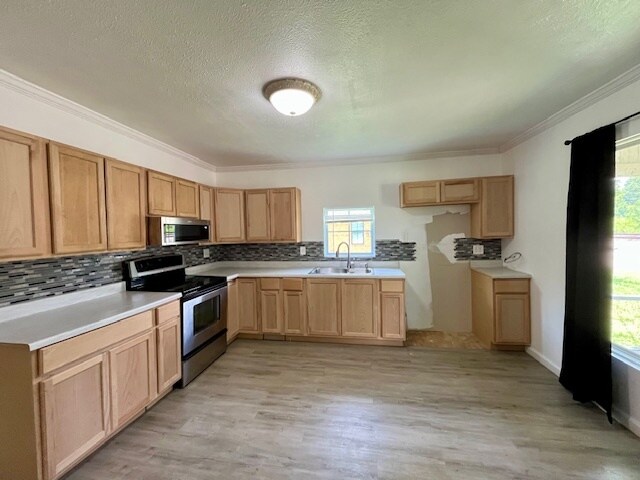 Foto del edificio - 716 Searcy Ave