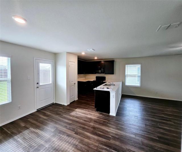 Building Photo - 3 bedroom in Princeton TX 75407