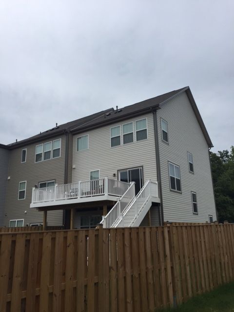 Building Photo - Colonial Forge - Gorgeous END UNIT Townhome