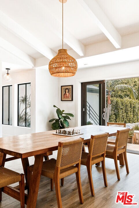 Foto del edificio - 29328 Heathercliff Rd