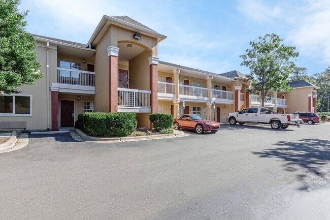 Foto del edificio - Vivo Living Forest Hills