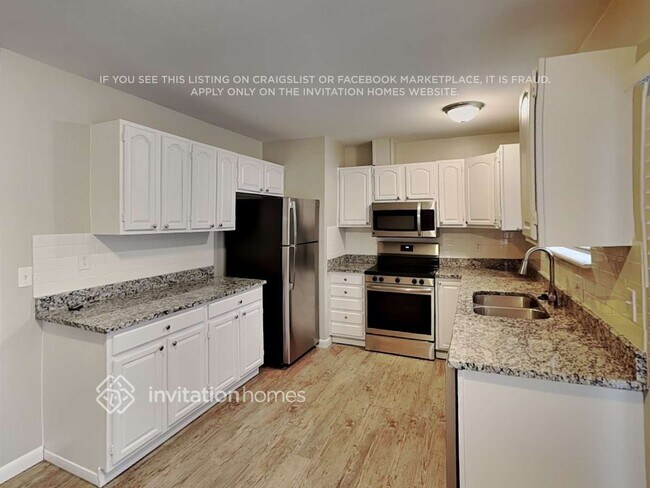 Foto del edificio - 18516 W 59th Dr