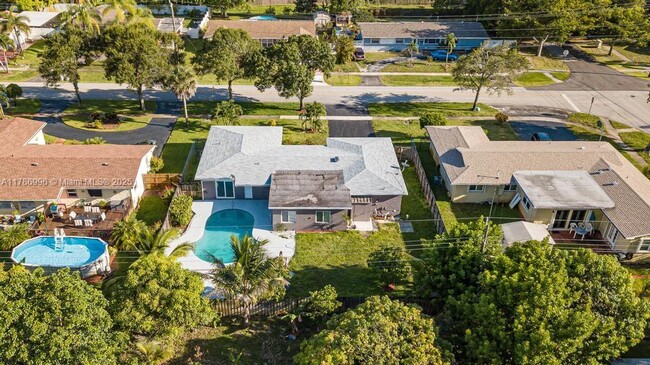 Building Photo - 4777 NW 5th St
