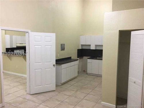 Foto principal - 2508 Lincoln St