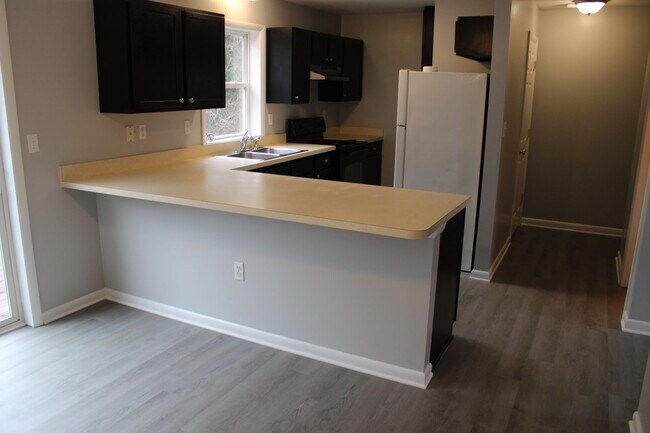 Foto del edificio - 212 Olney Rd