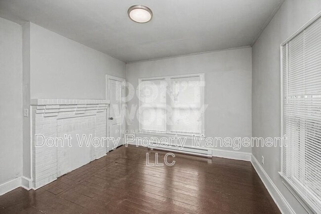Building Photo - 1405 Lexington Ave