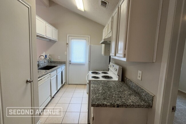 Building Photo - 3410 Brookston St