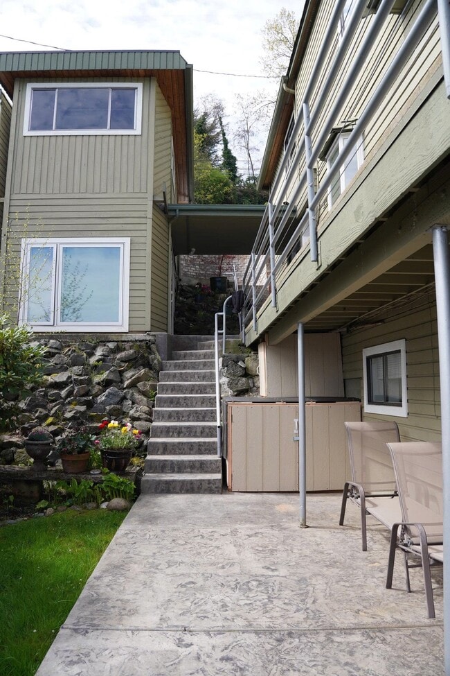 Foto del edificio - 9750 Rainier Ave S