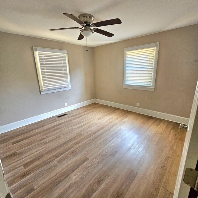 Foto del edificio - 2 bedroom home for rent!