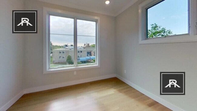 Photo - 5 bedroom in Brighton MA 02135 Apartment