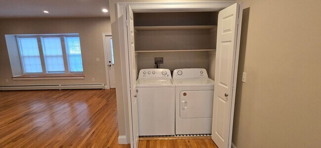 Foto del edificio - 154 Washington St