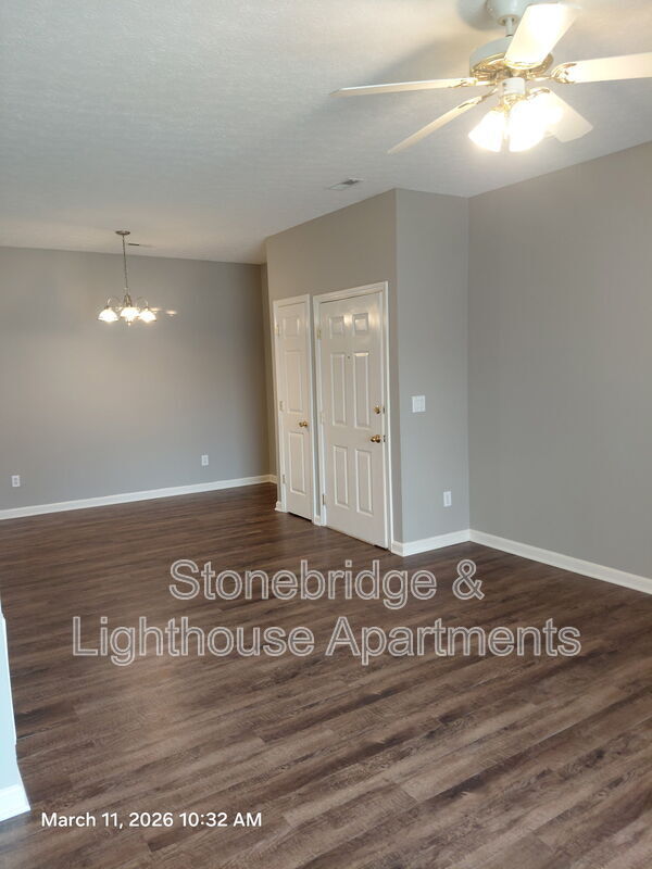 Foto del edificio - 1101 Foghorn Dr