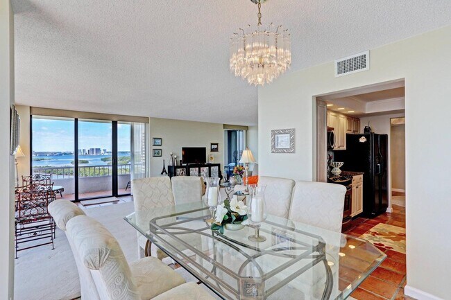 Building Photo - 5510 N Ocean Dr