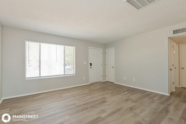 Building Photo - 2307 E LOUISIANA ST, TUCSON, AZ 85706