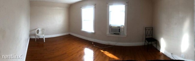 Foto del edificio - 3 br, 2 bath House - 339 Deerfield Ave