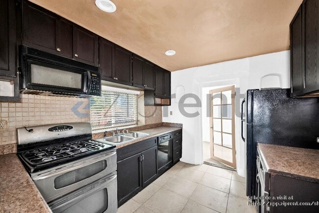 Foto del edificio - 82481 Valencia Ave