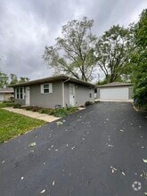 Building Photo - 102 Caddy Ave
