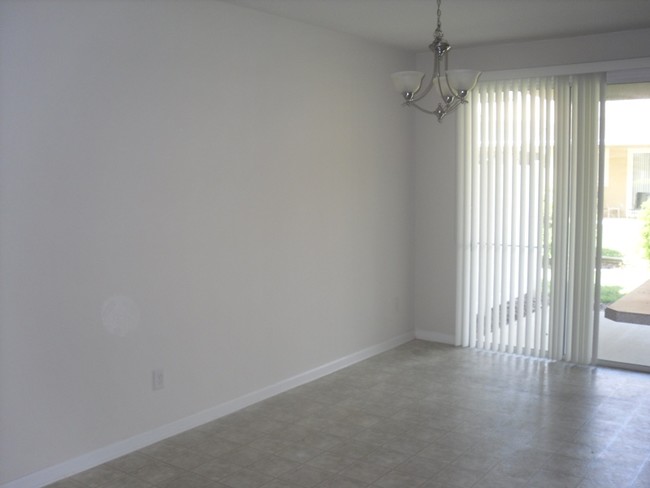 Foto del edificio - 2360 Red Moon Drive