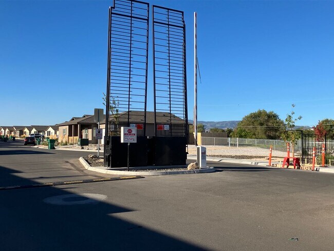 Foto del edificio - Brand New 3 bd 2 bath Home for Rent!