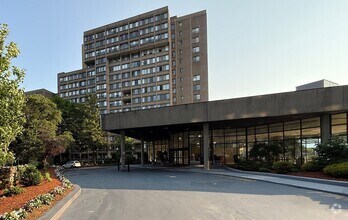 Building Photo - 250 Hammond Pond Pkwy