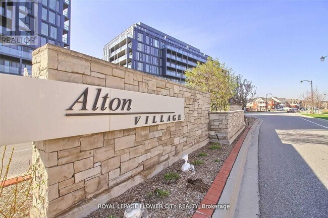 Building Photo - 3200-3200 Dakota Cmn