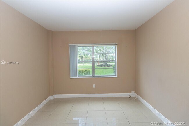 Foto del edificio - 3501 Jackson St