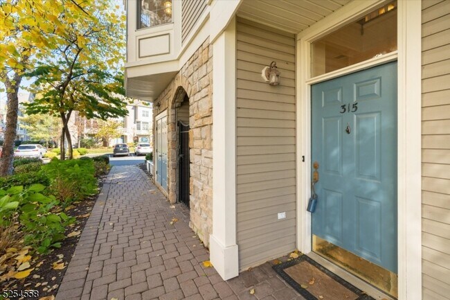 Building Photo - 315 Regal Blvd