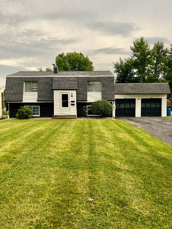 Foto principal - 4458-4460-4460 Washington Square Dr