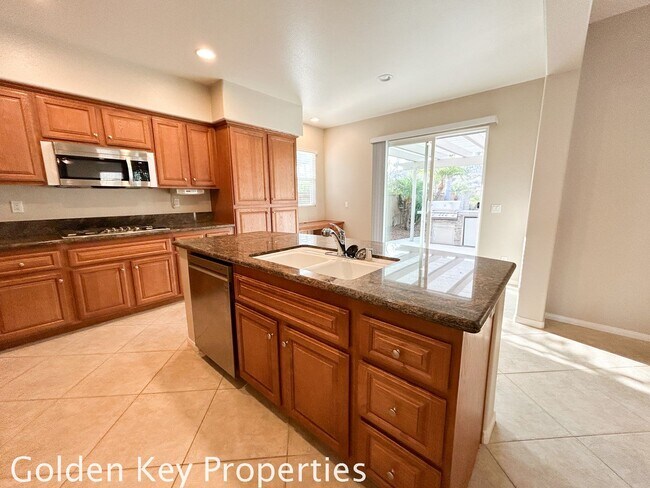 Foto del edificio - Beautiful Executive home located in the Ra...