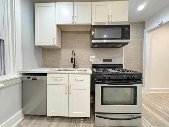 Foto del edificio - 5836 Phillips Ave