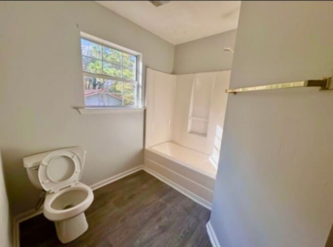 Foto del edificio - 132 Lola St