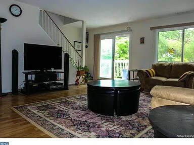 Foto del edificio - 22 Deerberry Ln