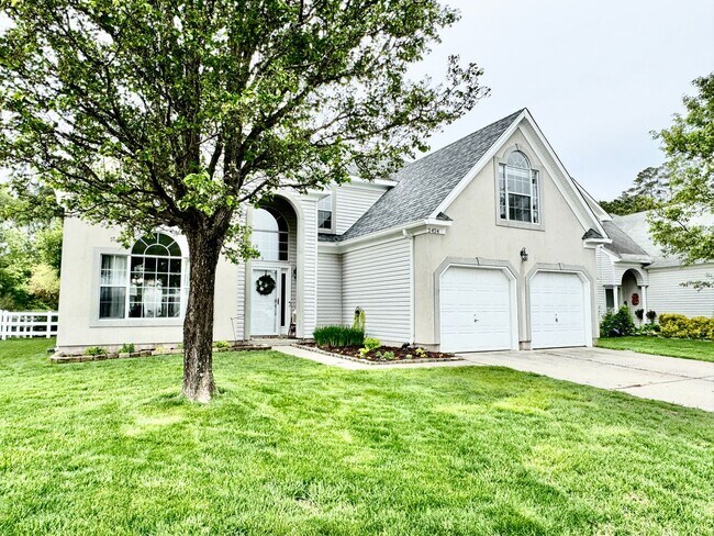 Building Photo - First-Time Rental in Castleton Ready 06-15...